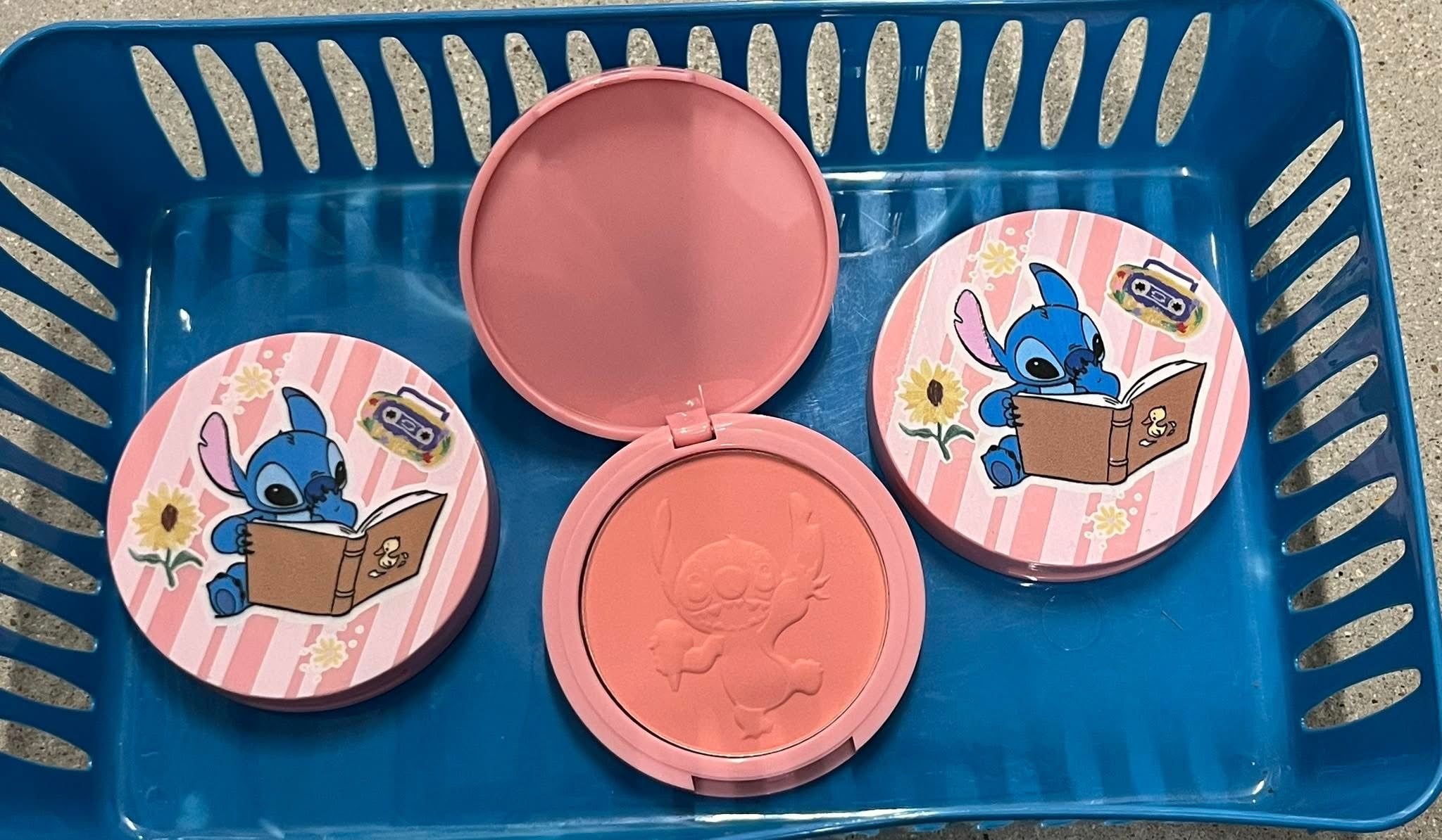 Powder & Blush