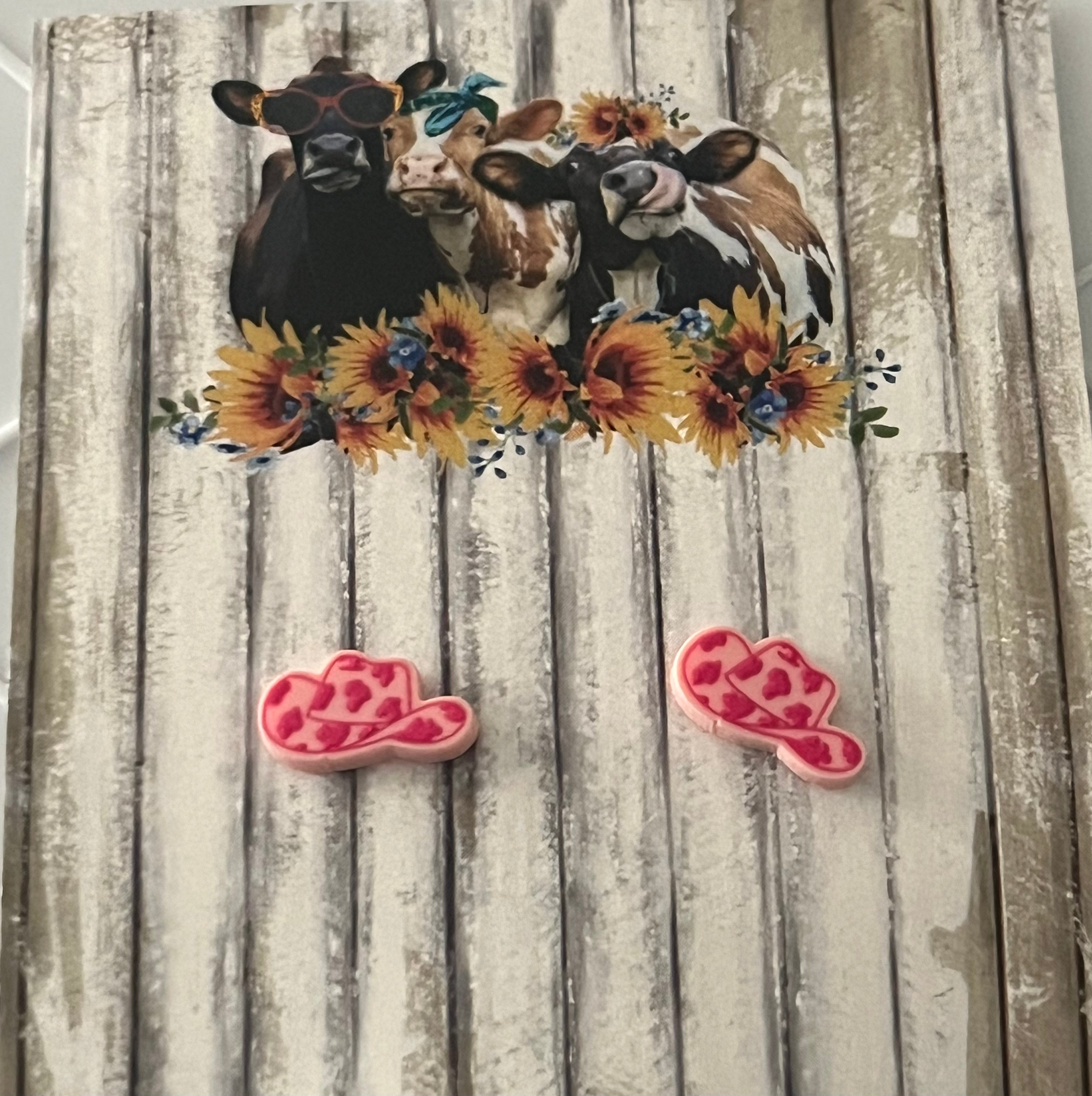 Cow print cowboy hat 🤠 stud Earrings