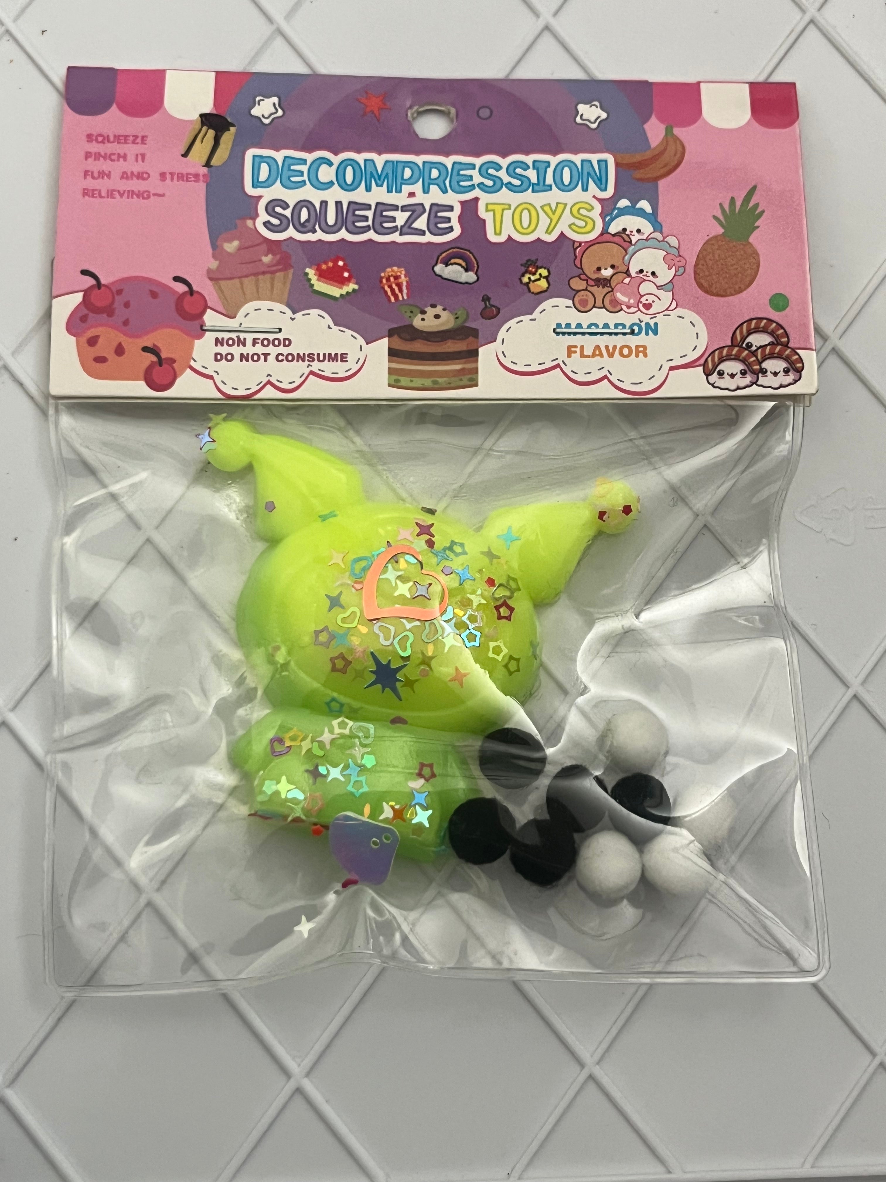Decompression squeeze toy